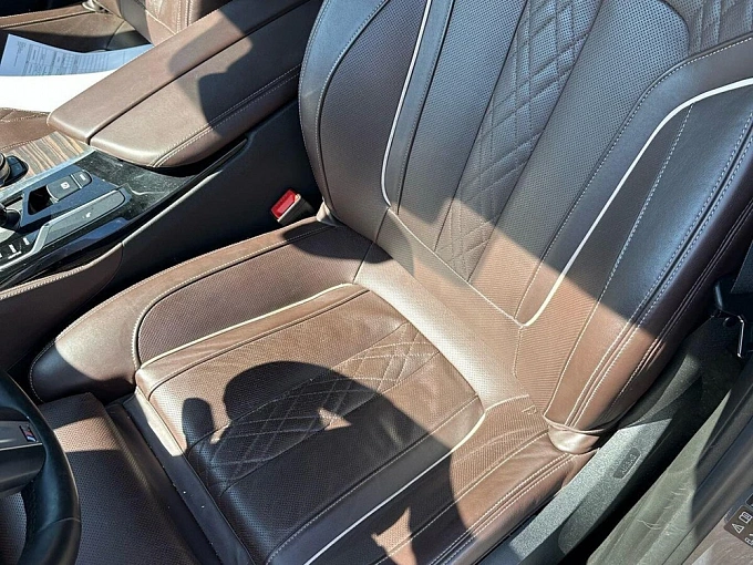 BMW 5 серии 2019 530 3.0d AT 4WD (249 л.с.) фото 48