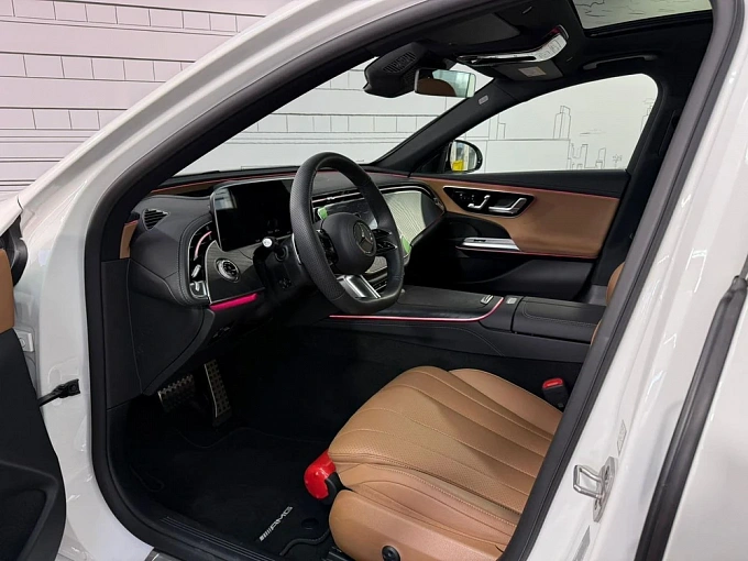 Mercedes-Benz E-Класс Белый Non metallic фото 10