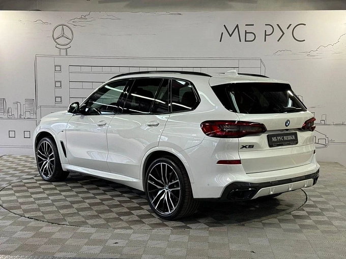 BMW X5 2021 3.0d AT 4WD (249 л.с.) фото 4