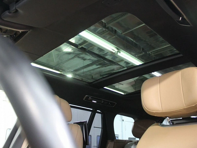 Land Rover Range Rover 2022 3.0d AT 4WD (350 л.с.) фото 22