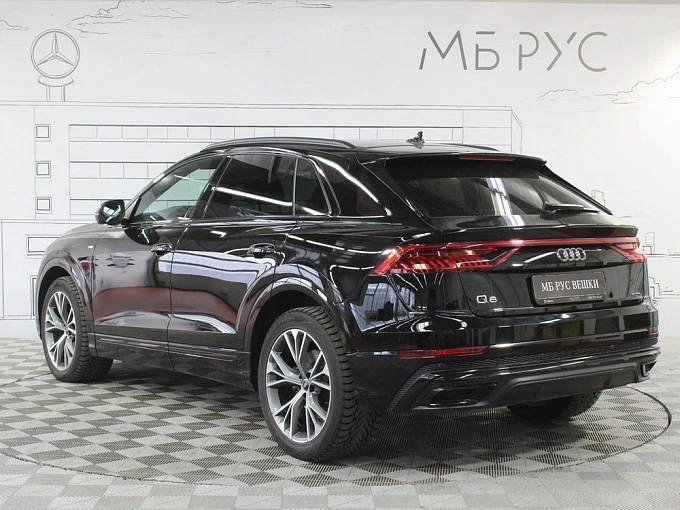 Audi Q8 2021 3.0d AT 4WD (249 л.с.) фото 4