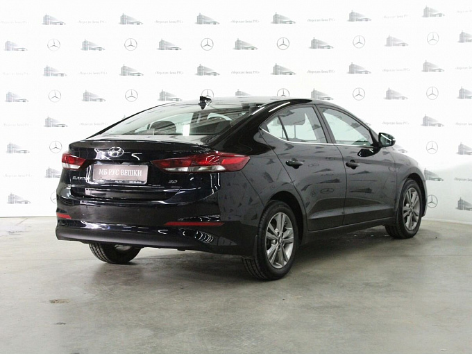 Hyundai Elantra 2018 2.0 AT (150 л.с.) Чёрный 67062494 фото 6