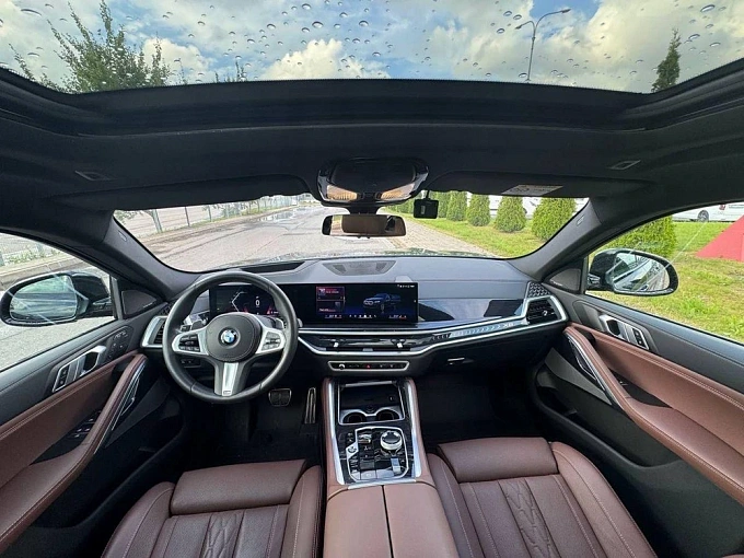 BMW X6 2023 3.0 AT 4WD (381 л.с.) фото 13
