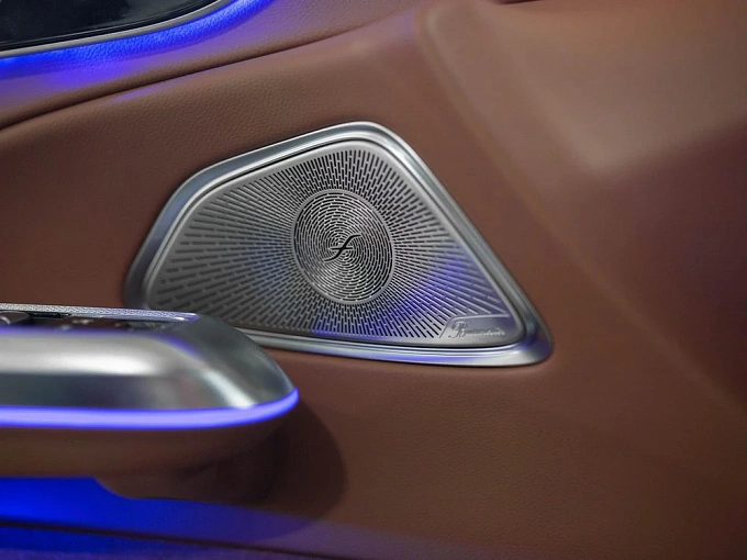 Mercedes-Benz E-Класс Черный Non metallic фото 14