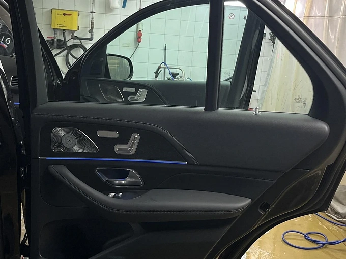 Mercedes-Benz GLE Черный Non metallic фото 21