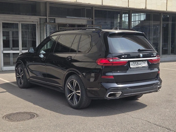 BMW X7 2019 3.0 AT 4WD (340 л.с.) фото 42