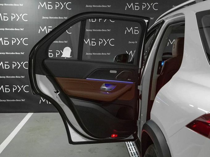 Mercedes-Benz GLE Белый Non metallic фото 27