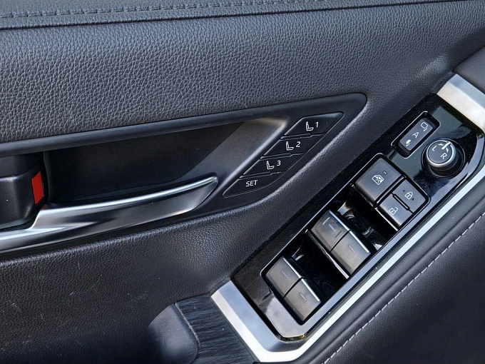 Toyota Land Cruiser 2021 3.4d AT 4WD (299 л.с.) фото 9