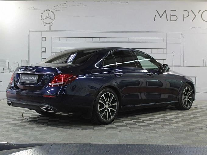 Mercedes-Benz E-Класс 2017 400 3.0 AT 4Matic (333 л.с.) фото 6