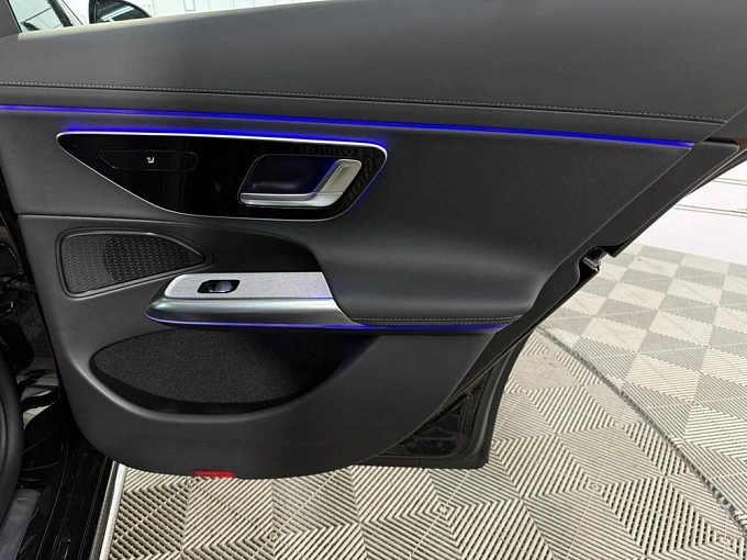 Mercedes-Benz E-Класс 2025 2.0d AT 4Matic (197 л.с.) фото 25