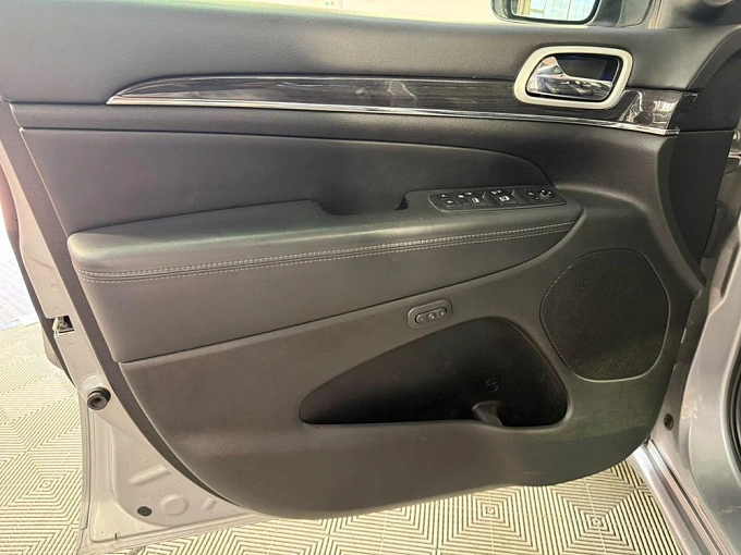Jeep Grand Cherokee 2019 3.0d AT 4WD (243 л.с.) фото 19