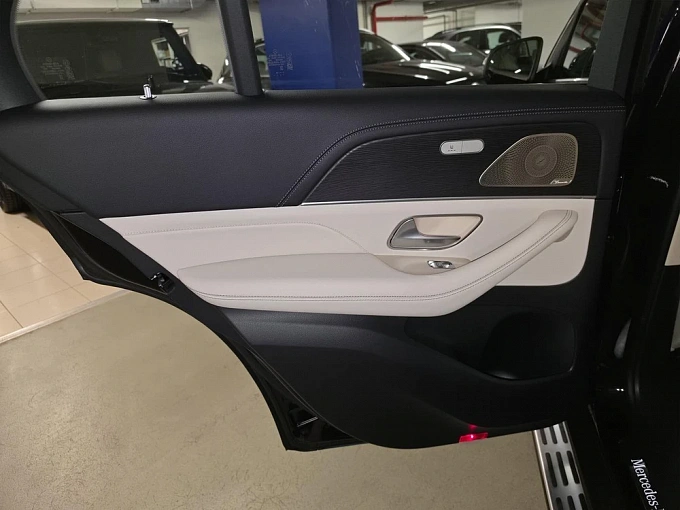 Mercedes-Benz GLE Черный Non metallic фото 15
