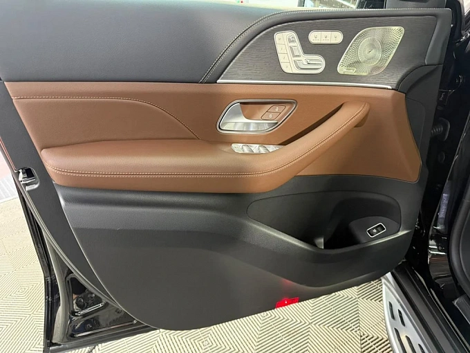 Mercedes-Benz GLE Черный Non metallic фото 24