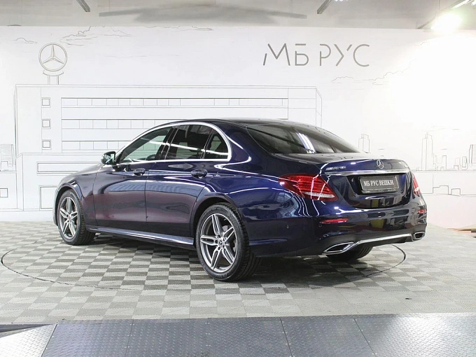 Mercedes-Benz E-Класс 2020 220 2.0d AT 4Matic (194 л.с.) фото 4