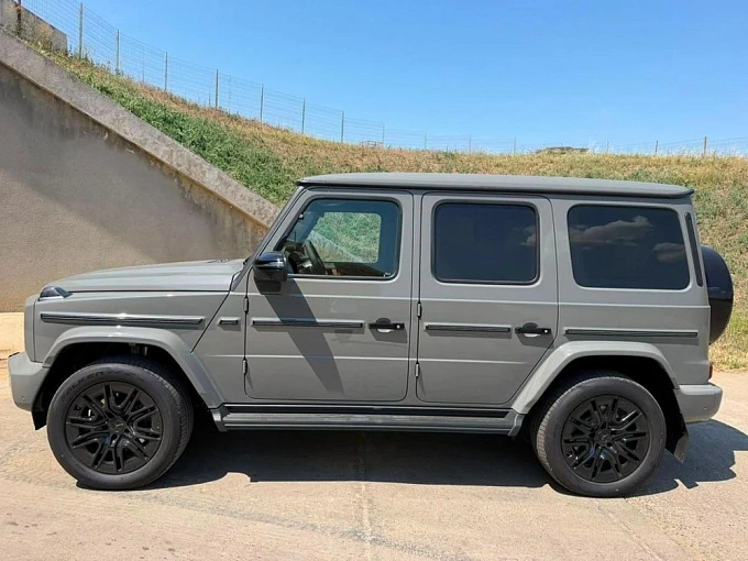 Mercedes-Benz G-Класс Серый Non metallic фото 4