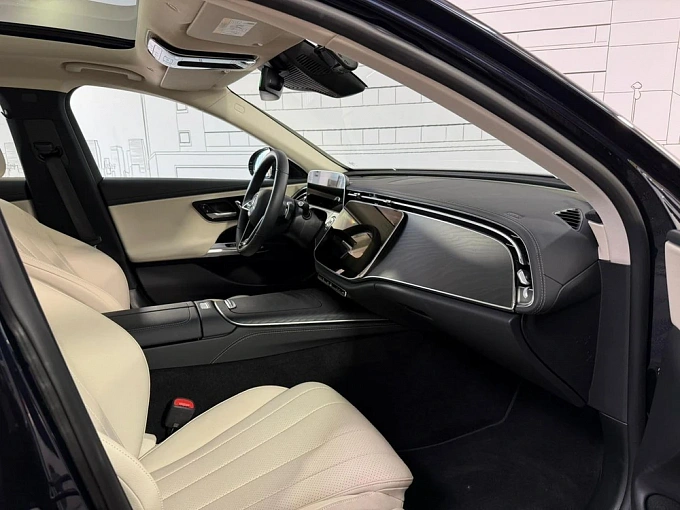 Mercedes-Benz E-Класс Синий Non metallic фото 24