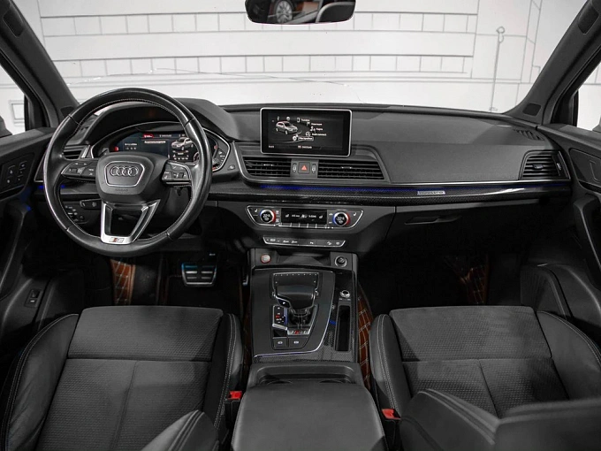 Audi SQ5 2017 3.0 AT 4WD (354 л.с.) фото 9