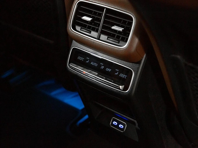 Mercedes-Benz GLE Черный Non metallic фото 24
