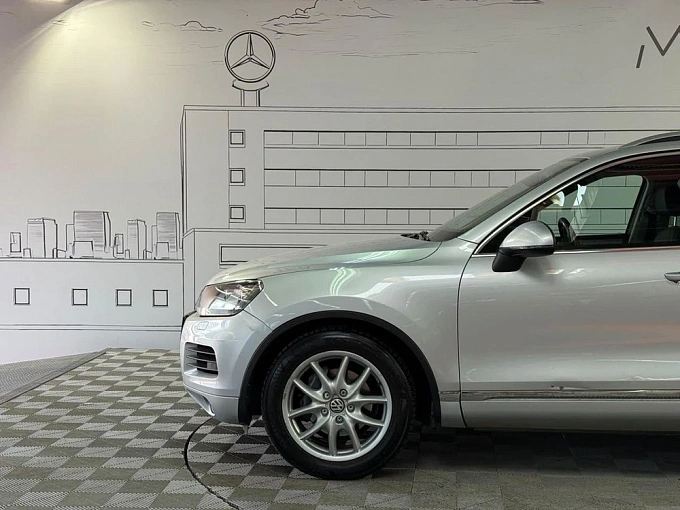 Volkswagen Touareg 2013 3.6 AT 4WD (249 л.с.) фото 19