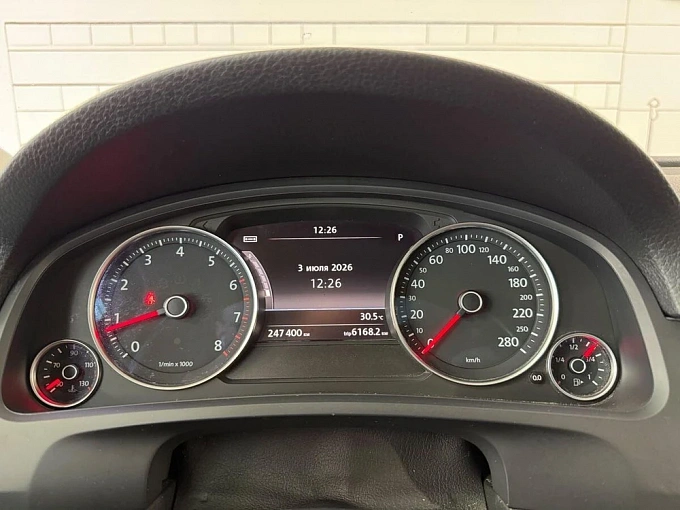 Volkswagen Touareg 2013 3.6 AT 4WD (249 л.с.) фото 21