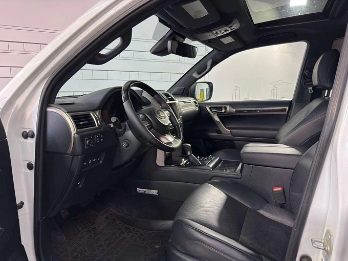 Lexus GX 2021 4.6 AT 4WD (296 л.с.) фото 10