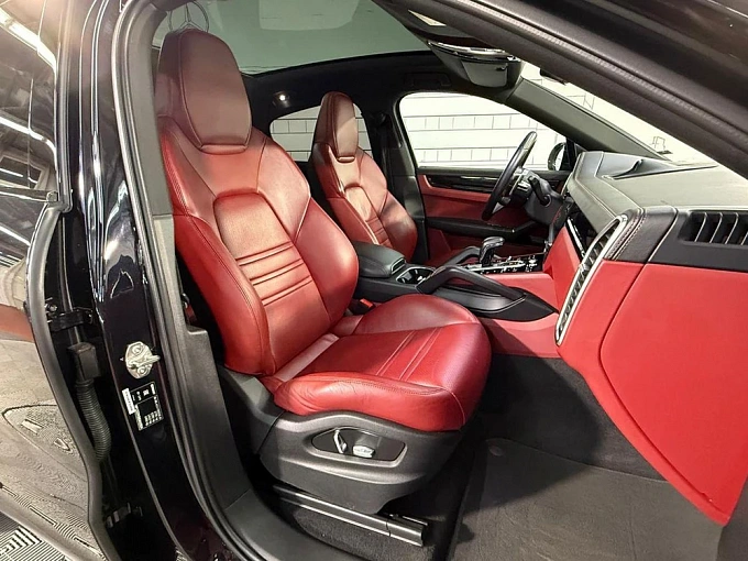 Porsche Cayenne 2021 3.0 AT 4WD (340 л.с.) фото 16