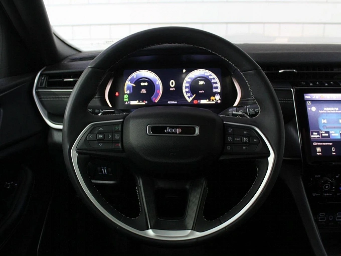 Jeep Grand Cherokee 2023 2.0 AT 4WD (272 л.с.) фото 23
