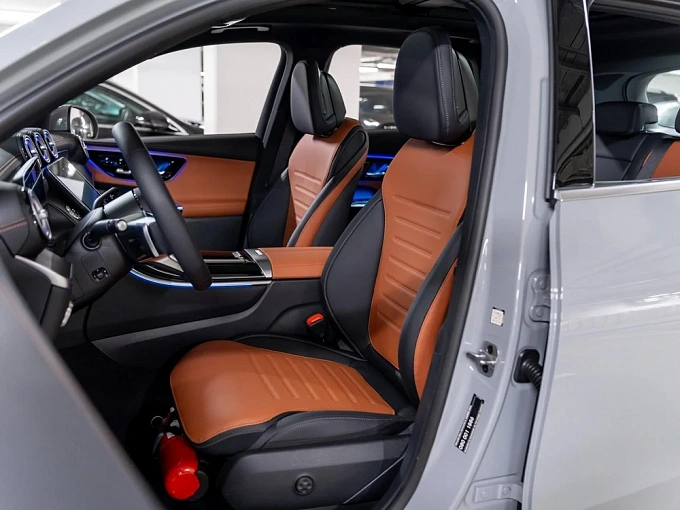 Mercedes-Benz GLC Серый Non metallic фото 8
