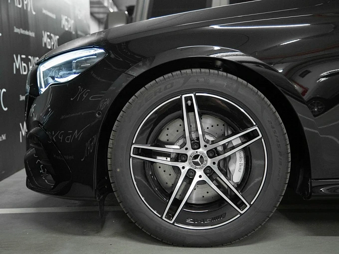 Mercedes-Benz E-Класс Черный Non metallic фото 12