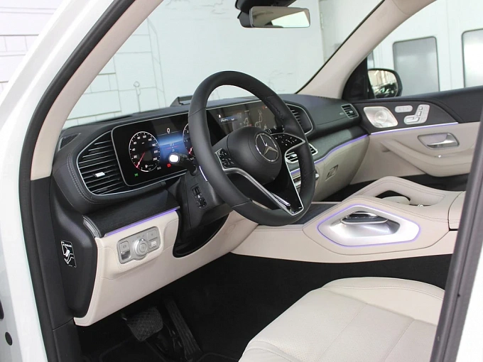 Mercedes-Benz GLE Белый Non metallic фото 10