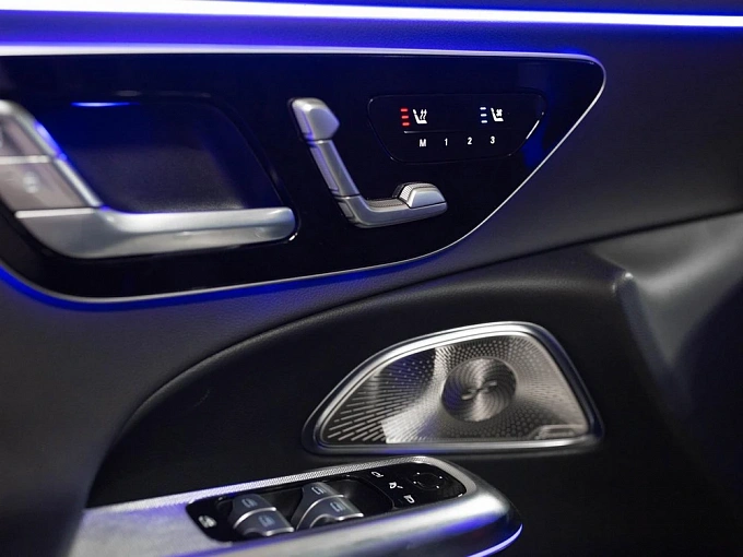 Mercedes-Benz E-Класс Черный Non metallic фото 12