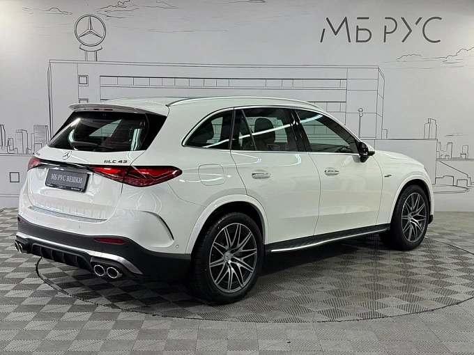 Mercedes-Benz GLC AMG Белый Non metallic фото 6