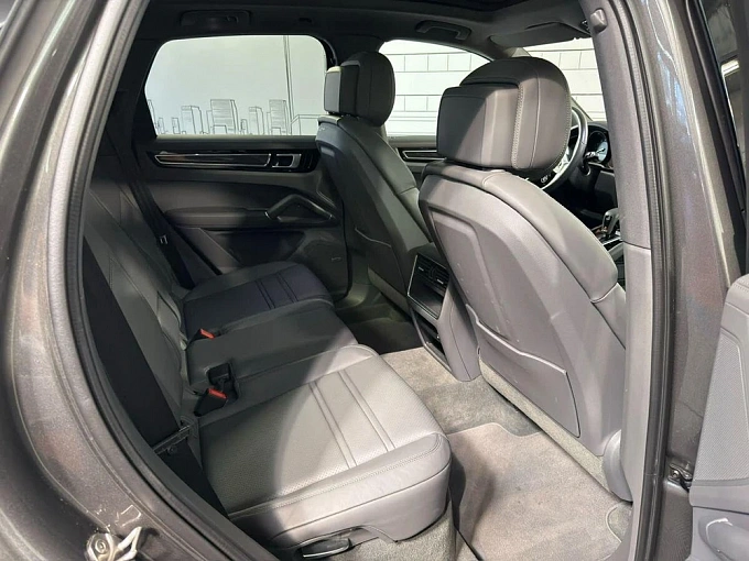 Porsche Cayenne 2020 3.0 AT 4WD (340 л.с.) фото 25