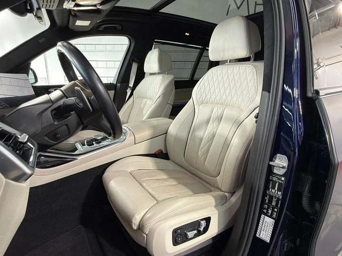 BMW X7 2022 3.0d AT 4WD (340 л.с.) фото 12