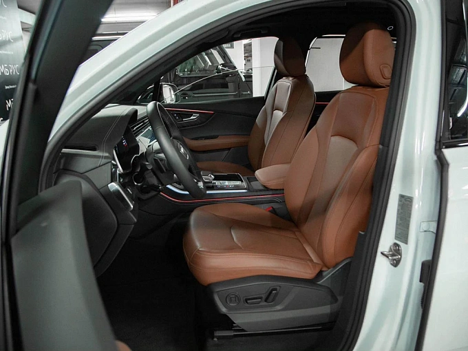 Audi Q7 2024 2.0 AT 4WD (252 л.с.) фото 8