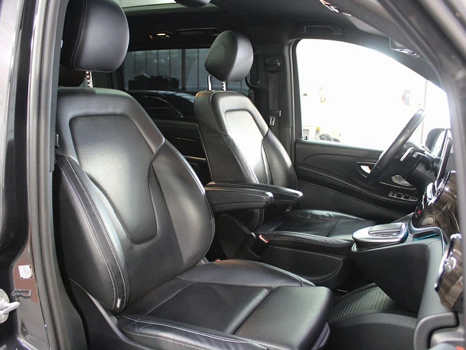 Mercedes-Benz V-Класс 2022 2.0d AT 4Matic Long (237 л.с.) фото 13
