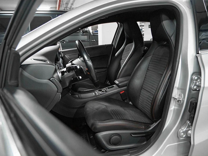 Mercedes-Benz A-Класс 2013 180 1.6 AMT (122 л.с.) фото 8