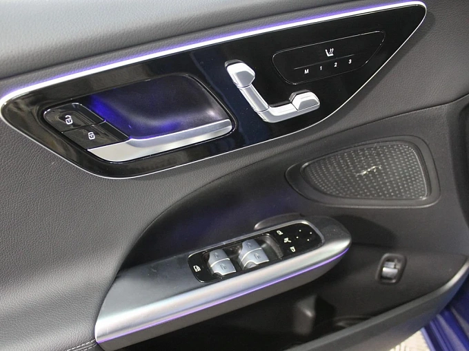 Mercedes-Benz C-Класс Синий Non metallic фото 23