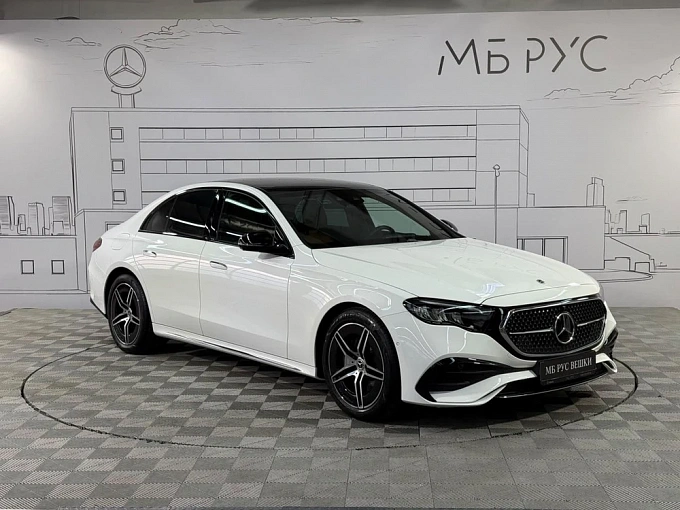 Mercedes-Benz E-Класс Белый Non metallic фото 5