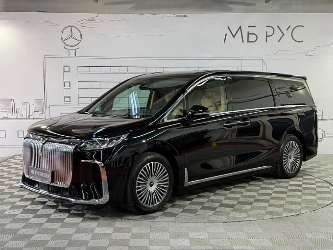 Voyah Dream 2025 1.5hyb AT 4WD (571 л.с.) фото 1