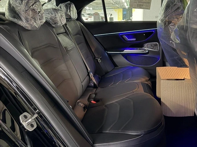 Mercedes-Benz E-Класс Черный Non metallic фото 6