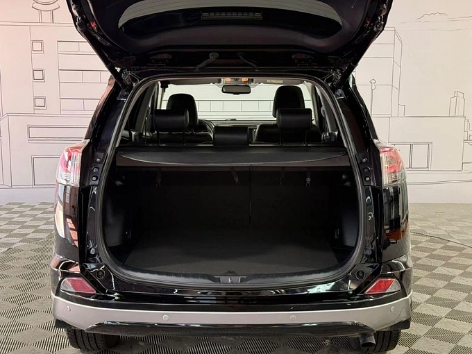 Toyota RAV4 2017 2.5 AT 4WD (180 л.с.) фото 17