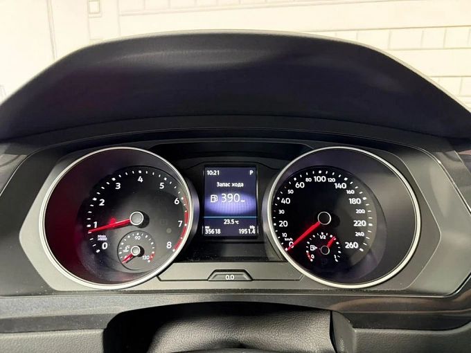 Volkswagen Tiguan 2017 2.0 AMT 4WD (180 л.с.) фото 16