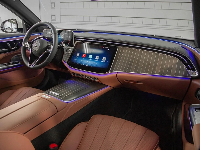 Mercedes-Benz E-Класс Белый Non metallic фото 11