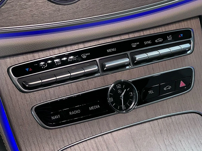 Mercedes-Benz E-Класс 2019 200 2.0 AT 4Matic (184 л.с.) фото 21