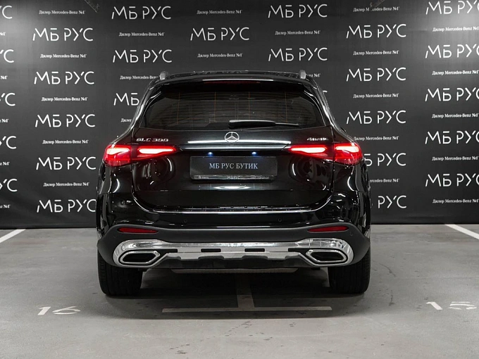 Mercedes-Benz GLC 2023 2.0 AT 4Matic (258 л.с.) фото 3