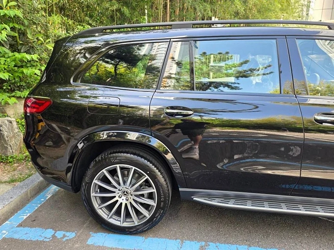 Mercedes-Benz GLS Черный Non metallic фото 4