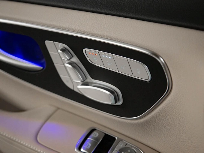 Mercedes-Benz V-Класс Черный Non metallic фото 16