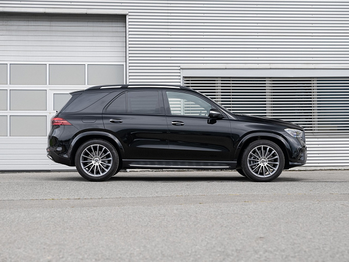 Mercedes-Benz GLE Base Черный Non metallic фото 6