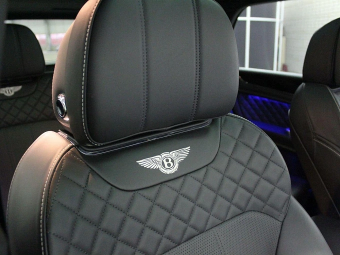 Bentley Bentayga 2017 6.0 AT 4WD (608 л.с.) фото 41